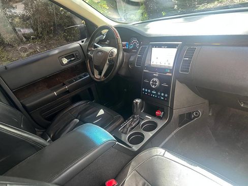 Used 2019 Ford Flex Limited image 23