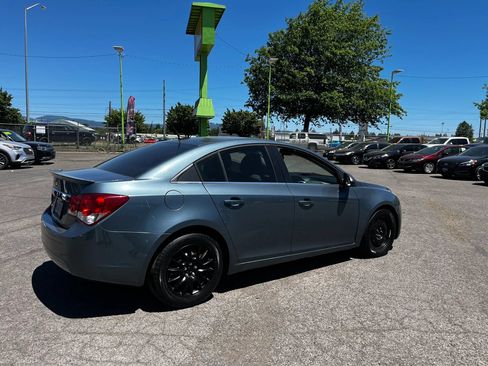 Used 2012 Chevrolet Cruze LS w/ Connectivity Package FWD image 3