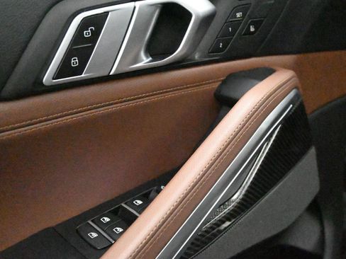 Used 2021 BMW X6 M50i w/ Premium Package image 11