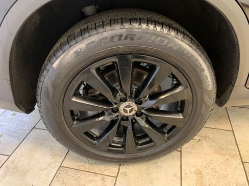 Used 2020 Mercedes-Benz GLC 300 4MATIC Coupe image 10