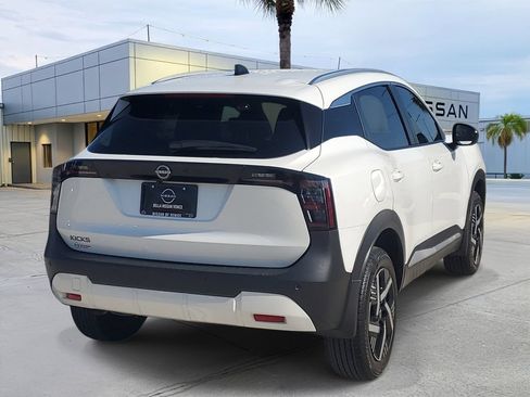 Certified 2026 Nissan Kicks SV w/ Illumination Package FWD image 6