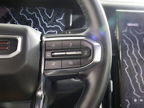 Used 2025 GMC Acadia Elevation AWD/4WD image 47