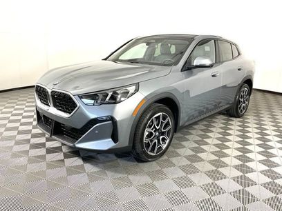 New 2025 BMW X2 xDrive28i w/ Premium Package