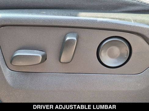 Used 2022 Chevrolet Silverado 1500 Custom Trail Boss w/ Midnight Edition AWD/4WD image 18