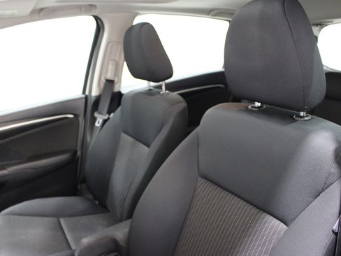 Used 2019 Honda Fit EX image 4