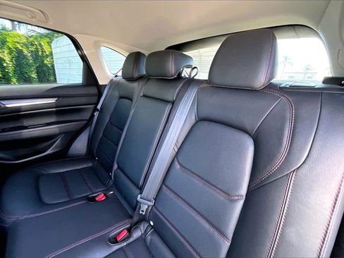 Certified 2023 MAZDA CX-5 Carbon Edition image 15