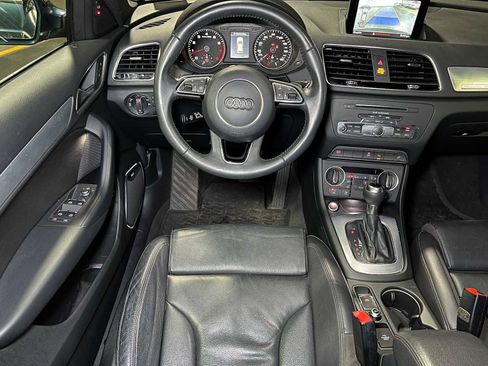 Used 2018 Audi Q3 2.0T Premium Plus w/ Premium Plus Package image 39