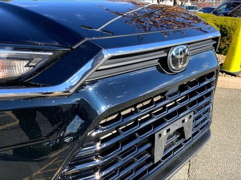 Used 2024 Toyota Grand Highlander XLE image 29