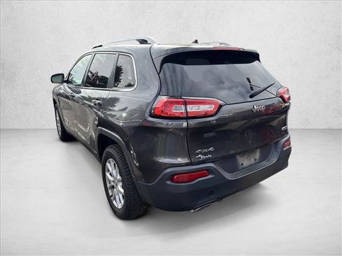 Used 2016 Jeep Cherokee Latitude w/ Comfort/Convenience Group image 4