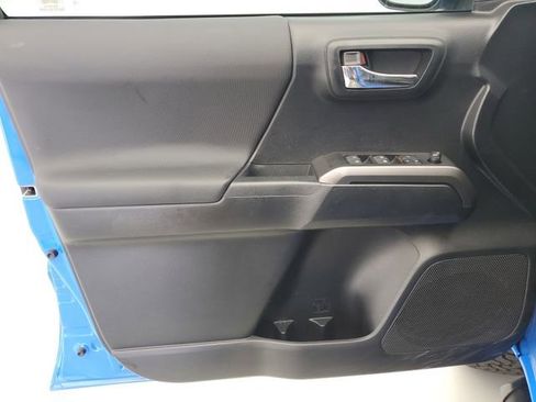 Used 2021 Toyota Tacoma 2WD Double Cab image 19