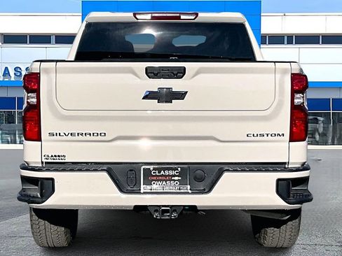 New 2026 Chevrolet Silverado 1500 Custom image 4