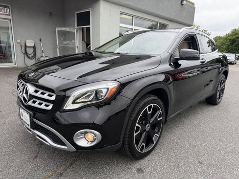 Used 2019 Mercedes-Benz GLA 250 4MATIC image 3