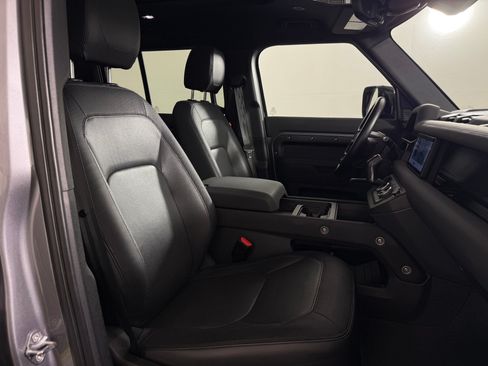 Used 2023 Land Rover Defender 110 X-Dynamic SE AWD/4WD image 23