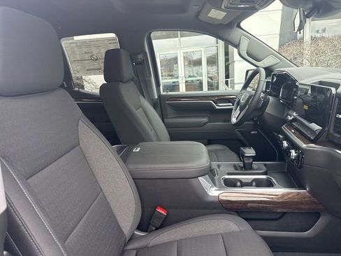 New 2026 GMC Sierra 1500 Elevation w/ Preferred Package AWD/4WD image 33