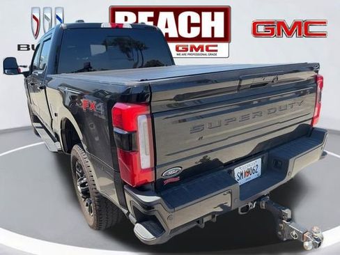 Used 2025 Ford F250 Platinum AWD/4WD image 3