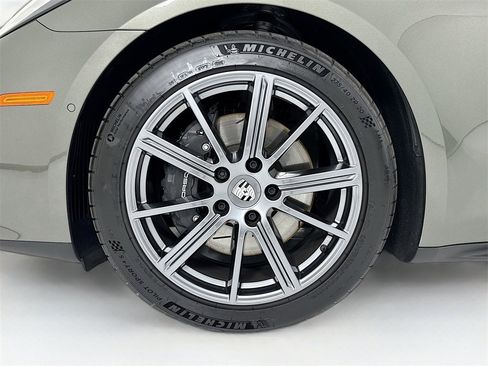 New 2025 Porsche Panamera image 34