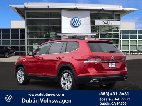 Certified 2021 Volkswagen Atlas SE w/ Panoramic Sunroof Package image 6