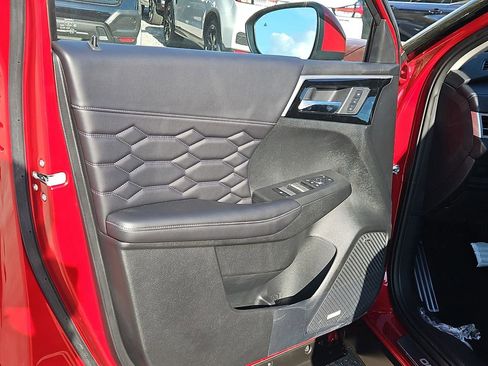 New 2026 Mitsubishi Outlander SEL FWD image 15