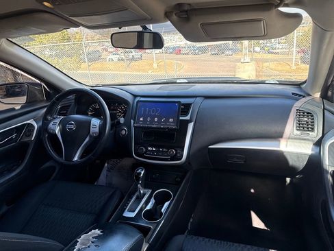 Used 2018 Nissan Altima 2.5 SV image 25