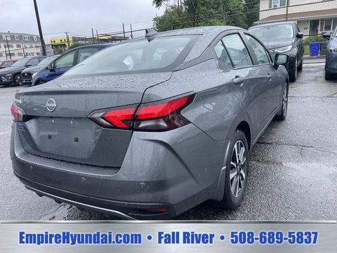 Used 2025 Nissan Versa SV w/ Trunk Package FWD image 6