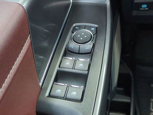 Used 2022 Ford F150 Lariat w/ Equipment Group 502A High image 25