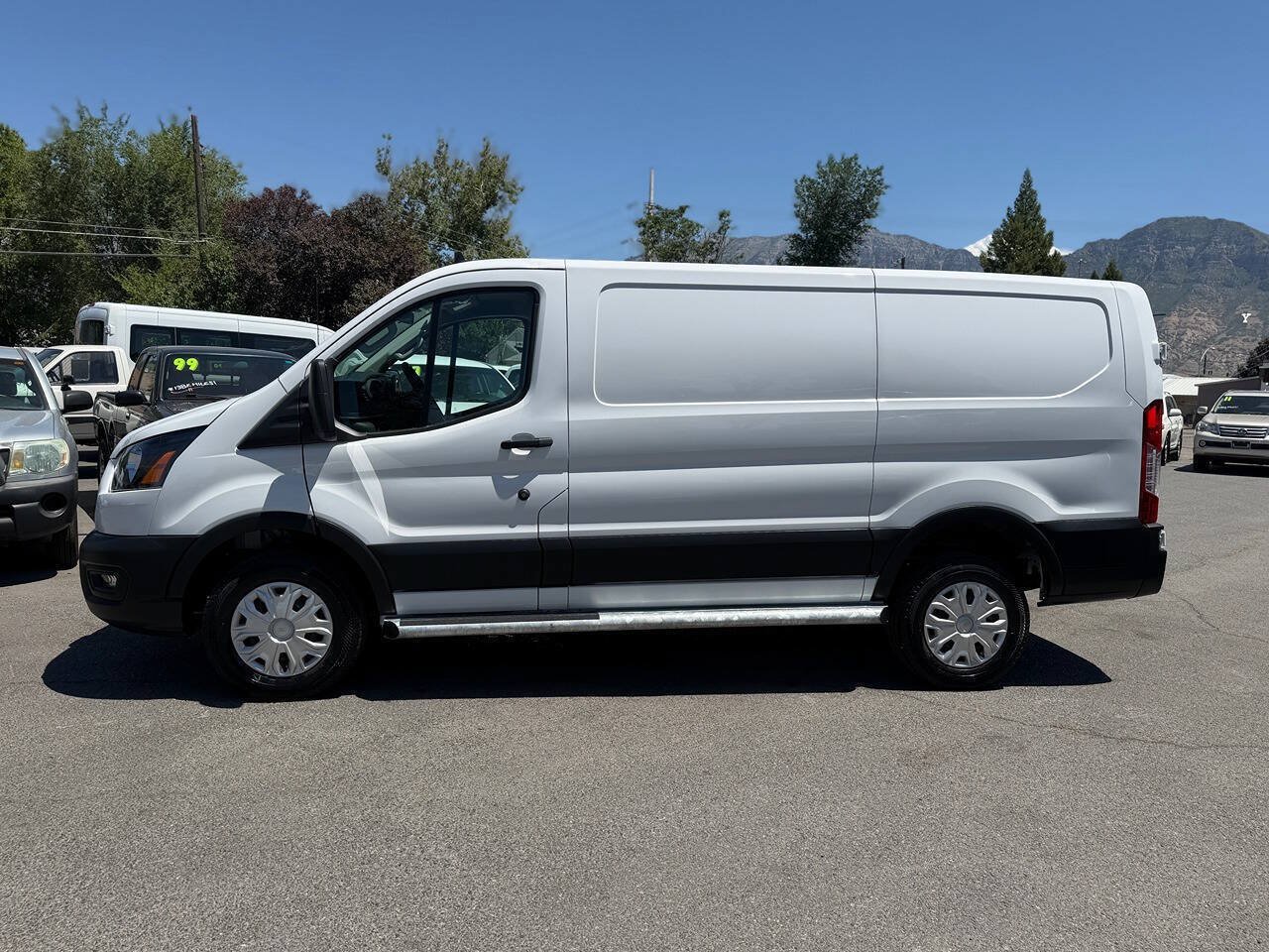 Used 2025 Ford Transit 250 Low Roof w/ Exterior Upgrade Package RWD image 9