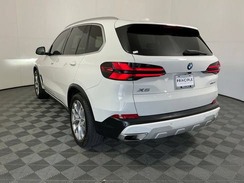 Used 2024 BMW X5 xDrive40i w/ Premium Package AWD/4WD image 7