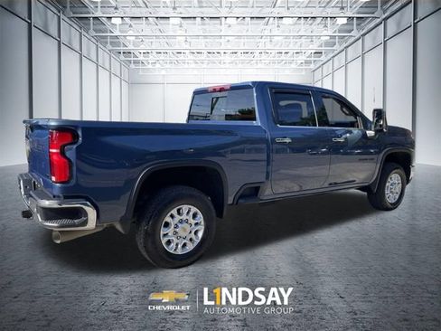 Used 2025 Chevrolet Silverado 3500 LTZ w/ LTZ Plus Package AWD/4WD image 8