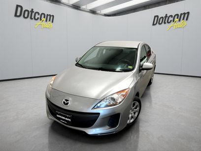 Used 2013 MAZDA MAZDA3 i SV