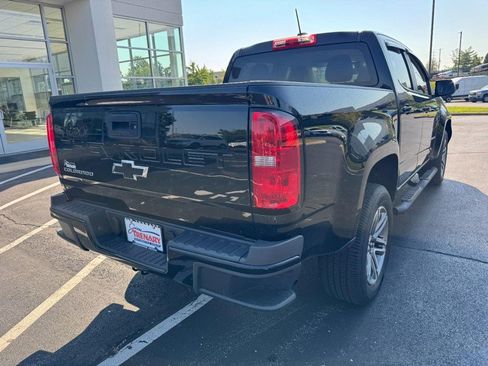 Used 2022 Chevrolet Colorado W/T w/ Custom Special Edition RWD image 3