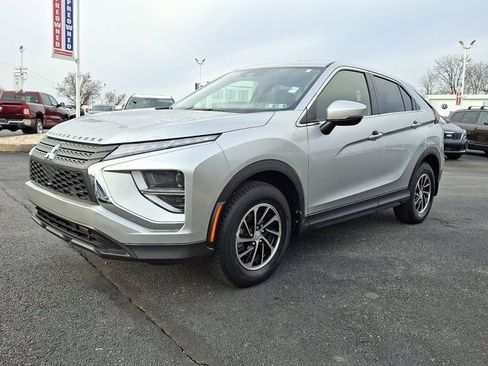 Used 2022 Mitsubishi Eclipse Cross ES image 3
