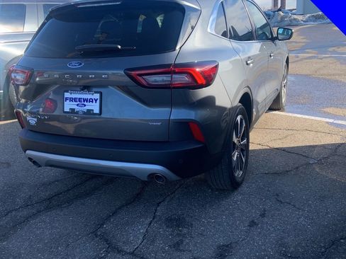 Certified 2023 Ford Escape Platinum image 3