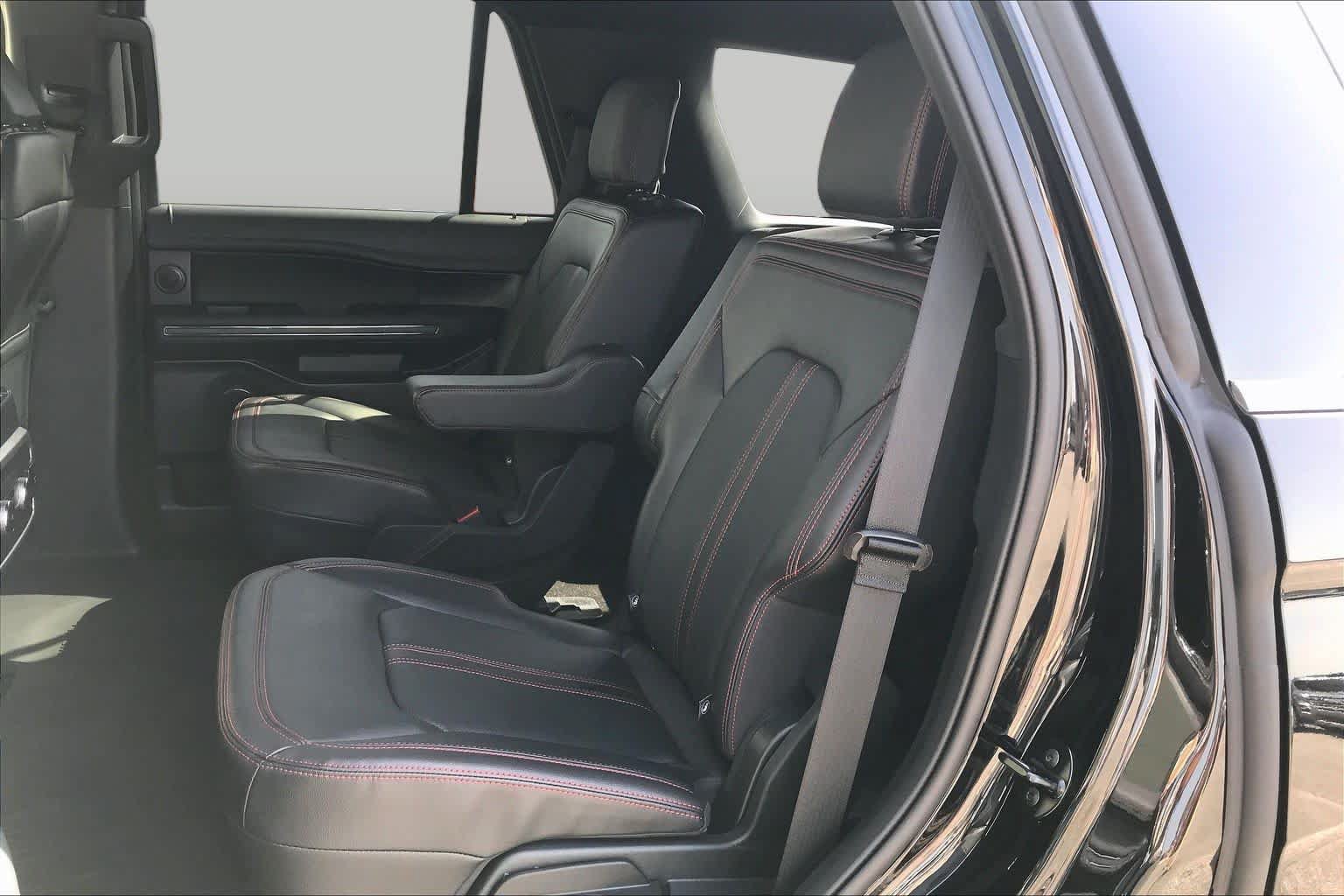 Used 2023 Ford Expedition Limited RWD image 21