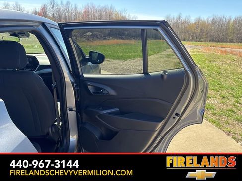 New 2026 Chevrolet Trax RS w/ Driver Confidence Package FWD image 32