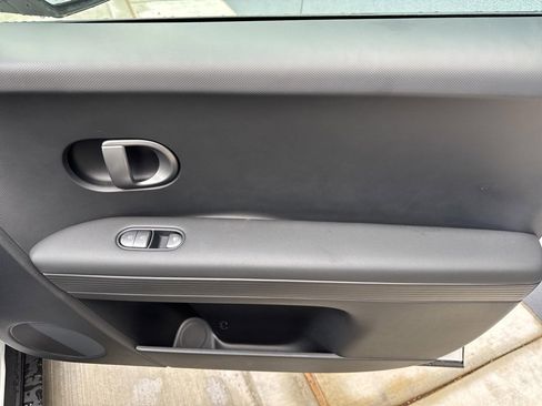 New 2026 Hyundai Ioniq 5 SEL image 16