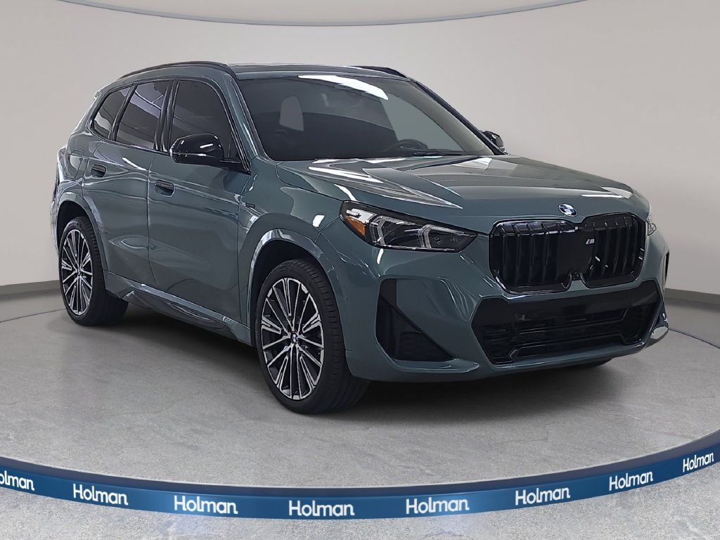 Used 2023 BMW X1 xDrive28i w/ Premium Package AWD/4WD image 4