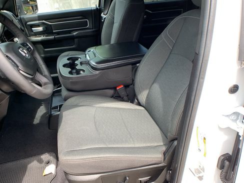 Used 2025 RAM 2500 Big Horn AWD/4WD image 14