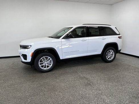 New 2025 Jeep Grand Cherokee Laredo X image 20