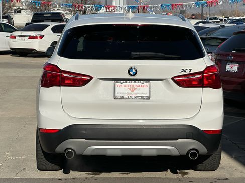 Used 2018 BMW X1 xDrive28i image 17
