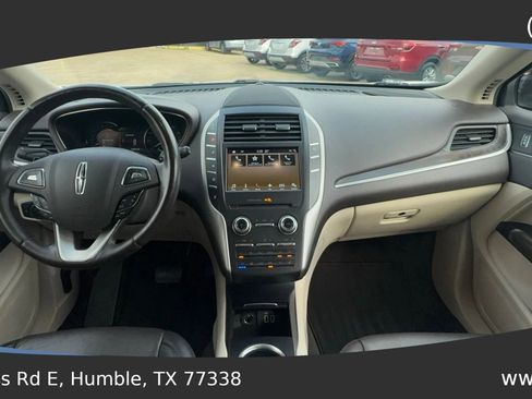 Used 2018 Lincoln MKC Reserve w/ Lincoln MKC Climate Package AWD/4WD image 9