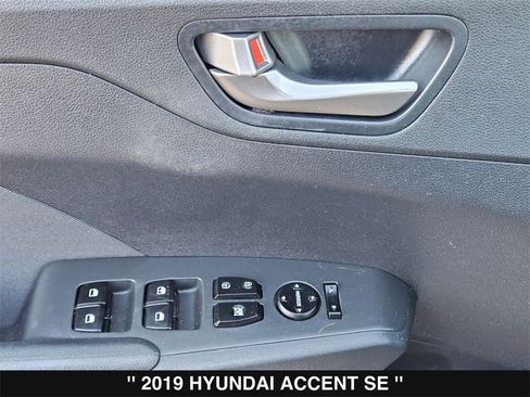 Used 2019 Hyundai Accent SE image 15