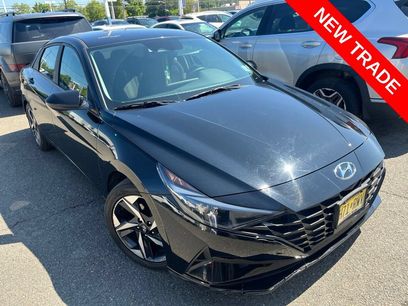 Certified 2023 Hyundai Elantra SEL w/ Convenience Package