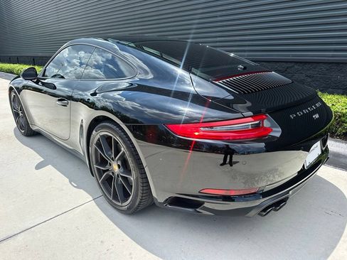 Certified 2018 Porsche 911 Carrera RWD image 3