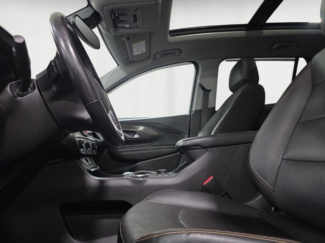 Used 2021 GMC Terrain SLT w/ Infotainment Package II AWD/4WD image 9