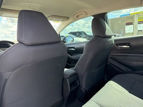Used 2020 Toyota Corolla LE image 10