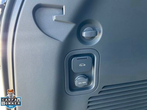 Used 2024 Kia EV9 GT-Line AWD/4WD image 11