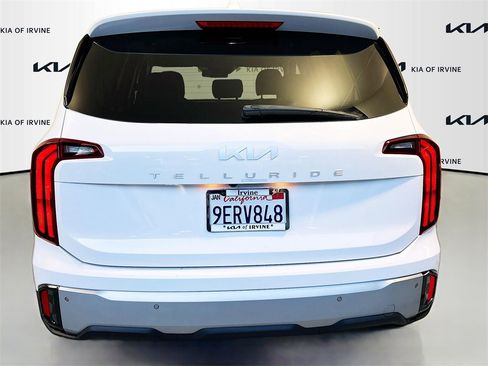 Used 2023 Kia Telluride LX image 6