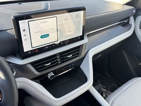 New 2026 Ford Explorer Platinum w/ LUX Leather Package image 33