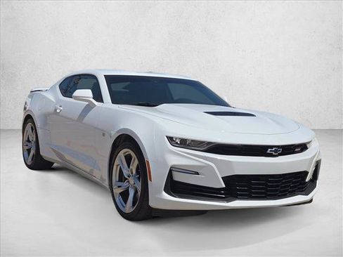 Used 2023 Chevrolet Camaro SS RWD image 3
