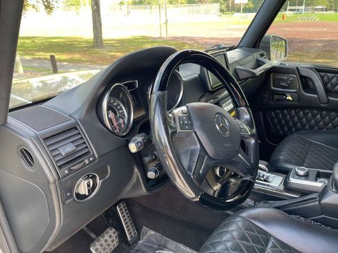 Used 2014 Mercedes-Benz G 63 AMG 4MATIC image 29
